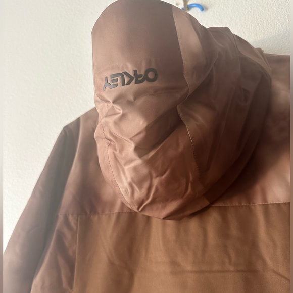 Oakley Holly Anorak Jacket Brown Clouds - Picture 8 of 8
